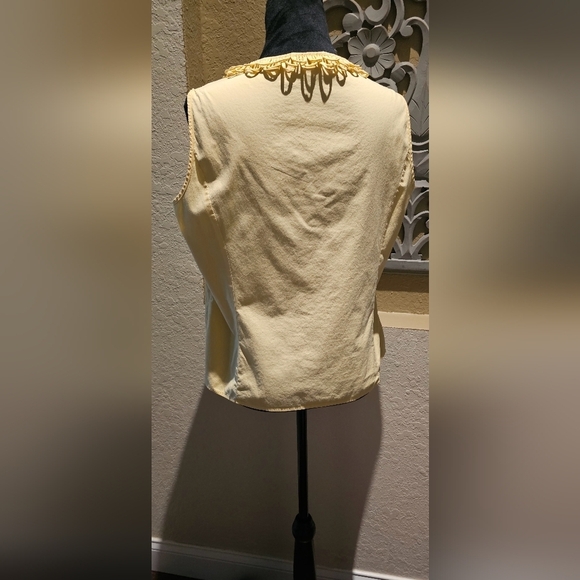 Talbots Unique Size 16 Yellow Sleeveless Ruffle Top - Picture 2 of 9